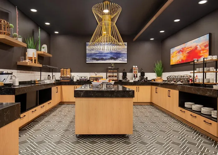 Holiday Inn & Suites St.Catharines-Niagara By Ihg